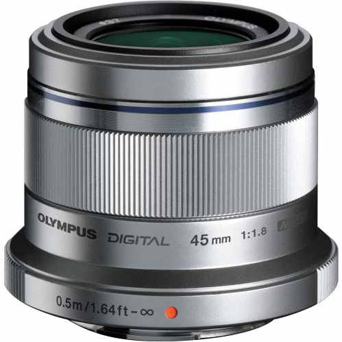 Olympus M.ZUIKO Digital 45mm f/1.8 (silver) Portrait Lens