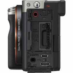 Sony Alpha 7C | Full Frame Mirrorless Camera Body | Silver